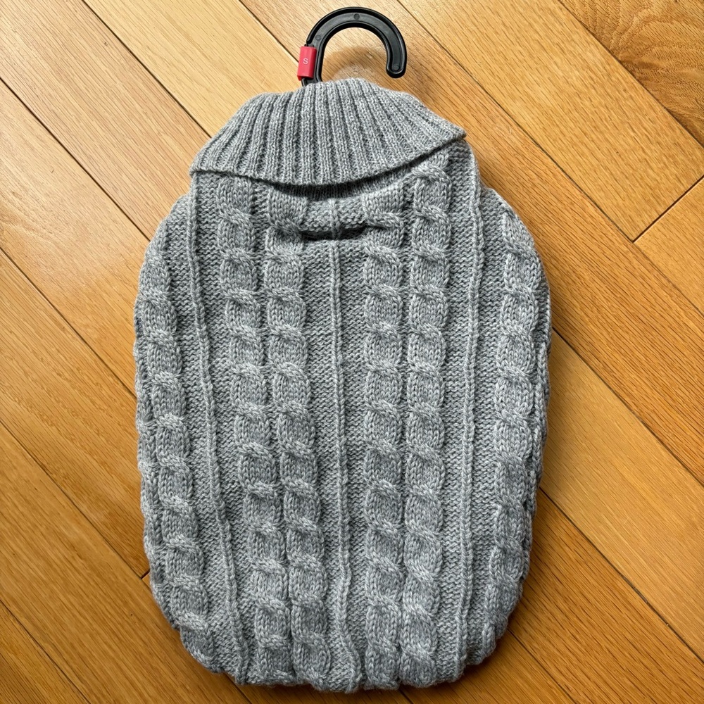 NWT Bailey & Bella Cable Knit Dog Sweater